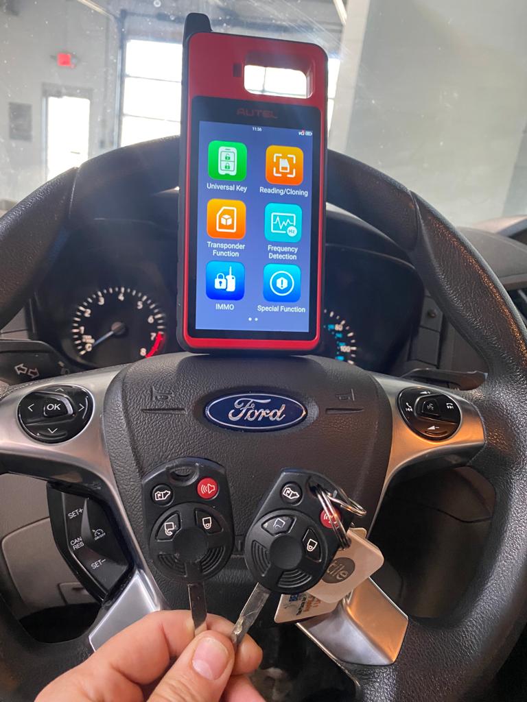 Automotive locksmith services Minneapolis MN Reliable Locksmith (13)